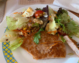 Foto del paso 3 de la receta: Ensalada brotes tiernos, queso fresco y más cositas ricas