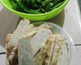 Foto langkah ke 1 dari resep Oseng Tempura & Kacang Panjang Kecap.