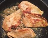 Foto del paso 4 de la receta Pechugas de pollo a la mostaza y miel con boletus y berenjenas a la plancha