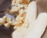 A picture of step 1 of Banana chila.