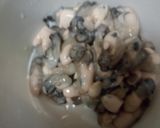 A picture of step 1 of Oyster Omelette.