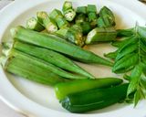 A picture of step 1 of Rice with Bhindi (Okra)  Stir fry.