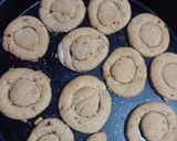 Foto del paso 4 de la receta: 11. Rosquitas de anís porteñas 🍊 al horno con ralladura y glaseado de naranja
