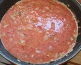 Foto del paso 3 de la receta: Tortilla de tomate y cebolleta