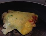 A picture of step 6 of Cheese n Chilli stuffed Omlette.