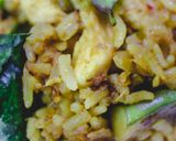 รูปขั้นตอนการทำที่ 24 ของ ข้าวผัดแกงเขียวหวาน ไก่ อาหารไทย เมนูผัด วิธีทำง่ายๆ
