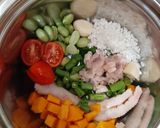 Foto langkah ke 2 dari resep Menu 4**** mpasi : bubur ceker dada yampung, kabocha, edamame.