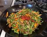 A picture of step 5 of Stir Fry Green Bean Carrots and Ground Beef (With Gochujang Paste).