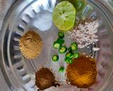 स्प्राउटेड प्रोटीन सलाद (sprouted protein salad recipe in Hindi) रेसिपी चरण 3 फोटो