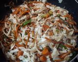 Foto del paso 3 de la receta: Wok de Verduras salteadas con fideos caseros