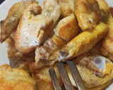 Foto del paso 1 de la receta: Pollo guisado con peras