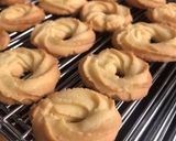 Foto langkah ke 6 dari resep Butter cookies.