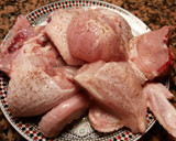 Foto del paso 2 de la receta: Estofado de pollo con patatas y olivas amarillas
