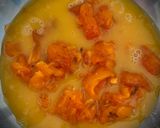 Foto del paso 4 de la receta: Pollo marinado con salsa de palosanto (caqui/kaki)