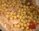 Foto del paso 5 de la receta: Cous cous con pollo, pasas, garbanzos y sin verdura