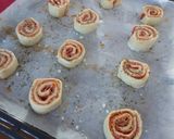 Foto del paso 3 de la receta: Espirales de hojaldre jamón y queso (canapés)