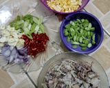 Foto langkah ke 1 dari resep Cumi masak jagung pete.