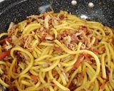 Foto del paso 6 de la receta: Spaghetti con pollo y tocineta