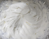 Foto del paso 6 de la receta: Helado de quinotos en almíbar sobre crêpes flambeadas 🔥 (con claras pasteurizadas!)