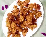 A picture of step 4 of Left over pasta pakoray.