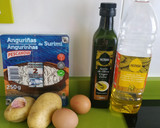 Foto del paso 1 de la receta: Revuelto de gulas con huevo y patatas 😬