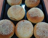 Foto langkah ke 5 dari resep Burger Kornet.