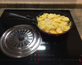 Foto del paso 1 de la receta: Tortilla de patata en salsa