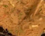 A picture of step 7 of Shrimp Fried Vermicelli/Bihun Goreng Udang.