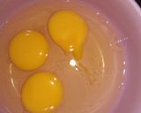 Foto langkah ke 2 dari resep Telur kukus kentang.