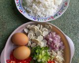Foto langkah ke 1 dari resep Nasi Goreng Spesial.