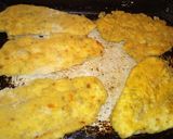 Foto del paso 2 de la receta: Milanesas de pollo con mostaza y hierbas