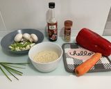 Foto del paso 1 de la receta: Quinoa con verduras, piñones y salsa de soja