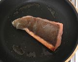 Foto langkah ke 3 dari resep Steak Salmon Saus Teriyaki Simple.