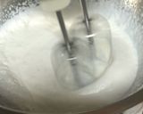 A picture of step 5 of Creamy jelly custard.