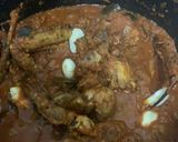 A picture of step 11 of Crab Curry.