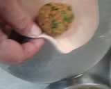 A picture of step 6 of Stuffed Pumpkin Paratha.