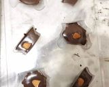 આલમંડ ડાર્ક ચોકલેટ (Almond Dark Chocolate Recipe In Gujarati) રેસીપી સ્ટેપ2ફોટો