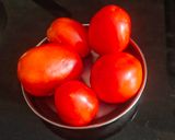 A picture of step 1 of Cheese Tomato.