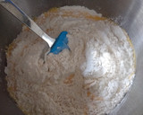 Foto del paso 4 de la receta: Budín de zanahoria con chips de chocolate! 💕