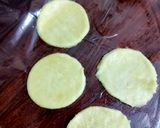 Foto langkah ke 2 dari resep Pastel Abon Mini.