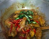 Foto langkah ke 3 dari resep Gongso Kepala & Sayap Ayam.