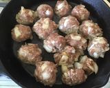 A picture of step 2 of California Farm Swedish Meatballs on Fresh Potato Chips.