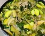 Seaweed Soup with Sliced Zucchini and tender beef recipe step 4 photo