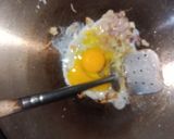 Foto langkah ke 2 dari resep Nasi Goreng Bumbu Barbeque.