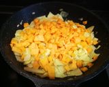 Foto del paso 2 de la receta Tortilla tres hortalizas