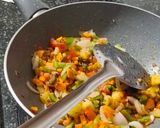 A picture of step 2 of Vermicilli Upma.