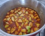 A picture of step 2 of Dudhi bataka nu shak.
