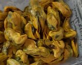 Foto langkah ke 1 dari resep Kerang Saus Tiram.