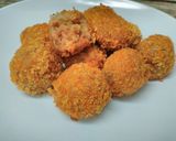 Foto langkah ke 3 dari resep Bitterballen Kornet.