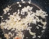 Foto del paso 2 de la receta: Pechuga de pavo en salsa cremosa de champiñones